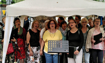 Chorissimo singt am Straßenfest in Charlottenburg 2022