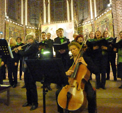 chorissimo singt in der Herz-jesukirche in Berlin-Zehlendorfd